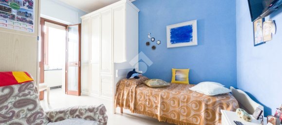 Квартира с 5 комнатами в Манфредония, Италия № 127671 26