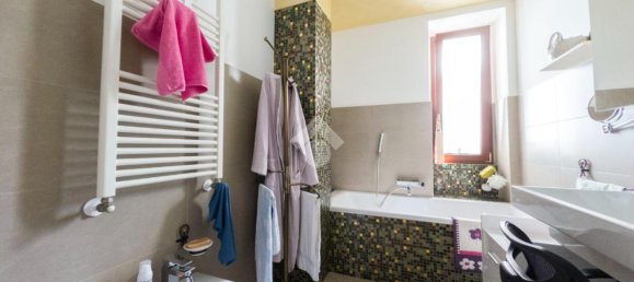 Квартира с 5 комнатами в Манфредония, Италия № 127671 16