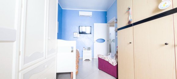 Квартира с 5 комнатами в Манфредония, Италия № 127671 17