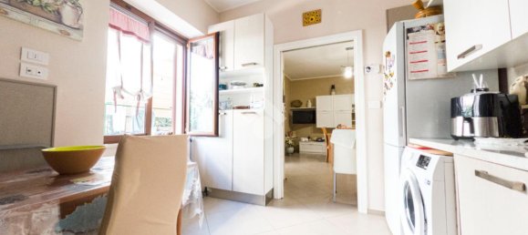 Квартира с 5 комнатами в Манфредония, Италия № 127671 9