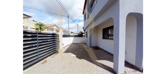 5 Schlafzimmer Haus in Seixal, Portugal, Nr. 183419 3