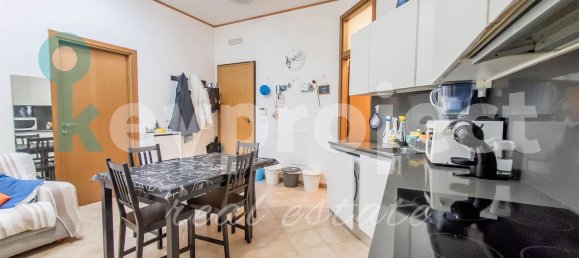 Квартира с 2 комнатами в Падуя, Италия № 120573 14