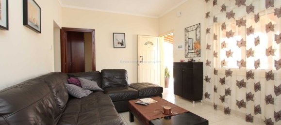 2 bedrooms House in Paralimni, Cyprus No. 23821 2