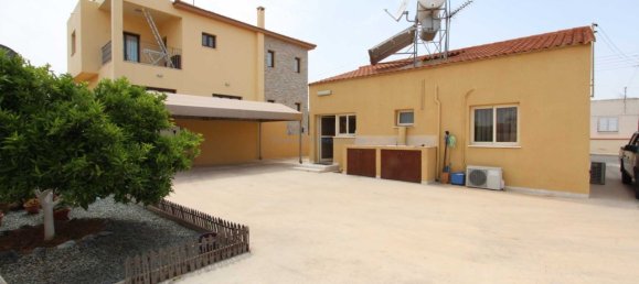 2 bedrooms House in Paralimni, Cyprus No. 23821 9