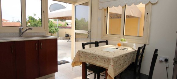 2 bedrooms House in Paralimni, Cyprus No. 23821 8