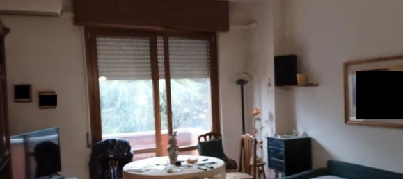 Квартира с 2 комнатами в Бускате, Италия № 13020 11