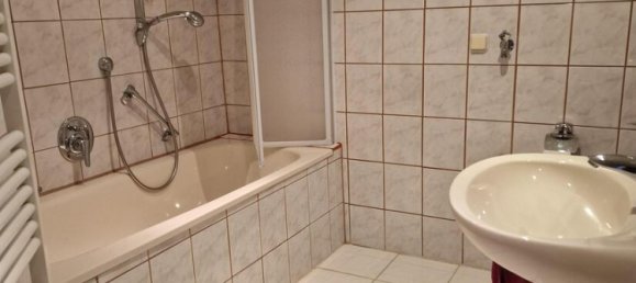 5 rooms House in Sigmaringen, Germany No. 761 11