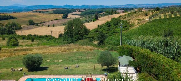 16 Schlafzimmer Villa in Castiglione del Lago, Italy, Nr. 68589 16