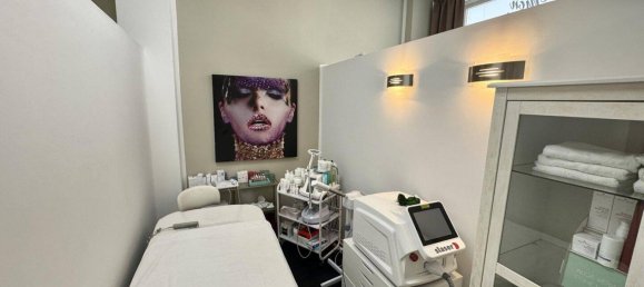 Propiedad comercial de 2 habitaciónes en Dusseldorf, Germany No. 316909 5