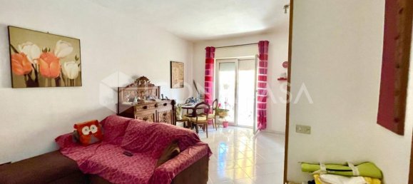 Apartamento de 2 dormitorios en Giugliano in Campania, Italy No. 265225 10