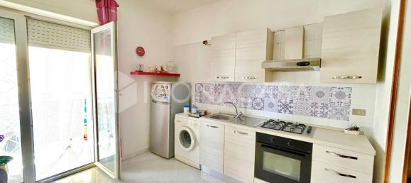 Apartamento de 2 dormitorios en Giugliano in Campania, Italy No. 265225 4