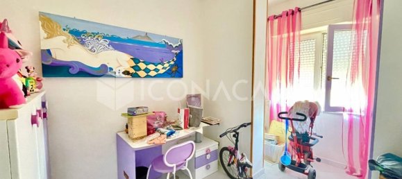 Apartamento de 2 dormitorios en Giugliano in Campania, Italy No. 265225 20