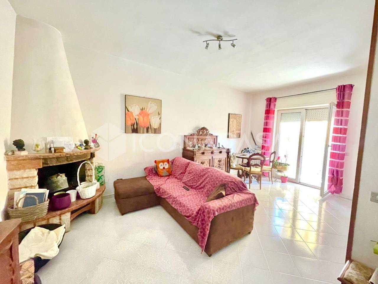 Apartamento de 2 dormitorios en Giugliano in Campania, Italy No. 265225