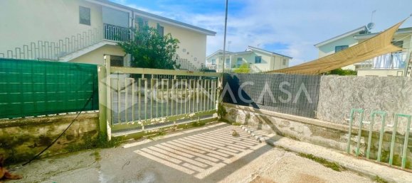 Apartamento de 2 dormitorios en Giugliano in Campania, Italy No. 265225 31