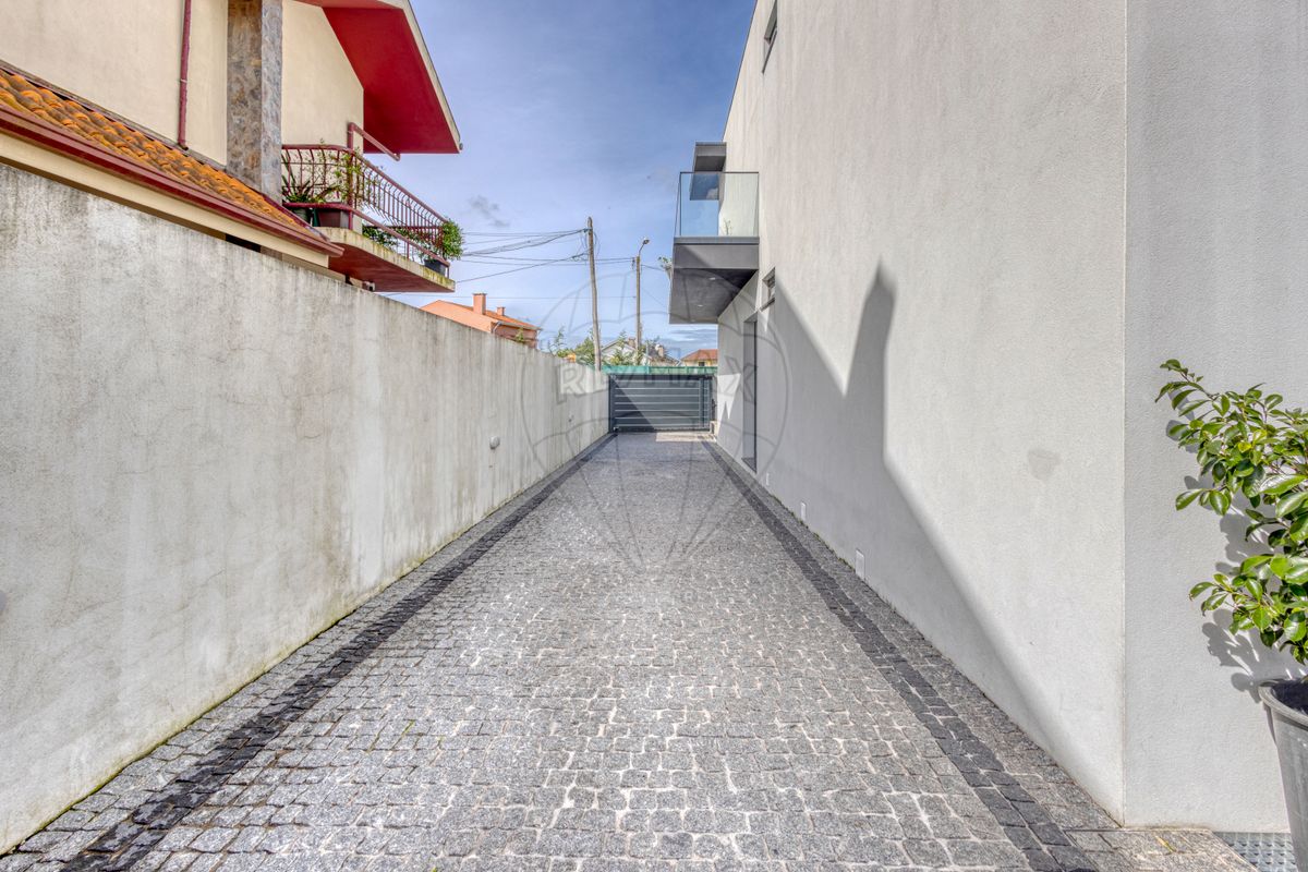 Casa de 3 dormitorios en Matosinhos, Portugal No. 23820