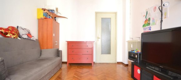 3غرفة شقة في Turin, Italy رقم 133576 32