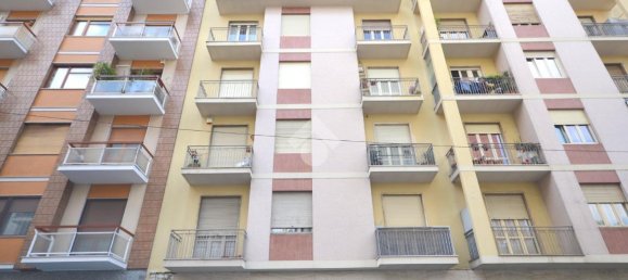 3غرفة شقة في Turin, Italy رقم 133576 43