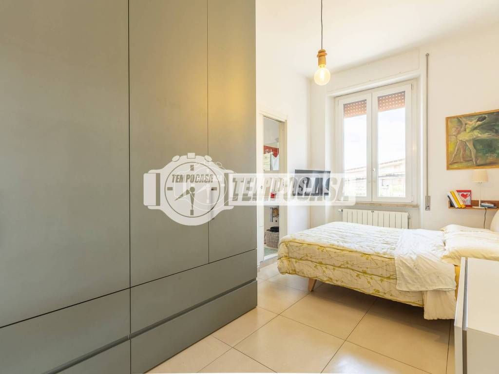 Apartamento de 4 divisões em Rome, Italy N.º 266233