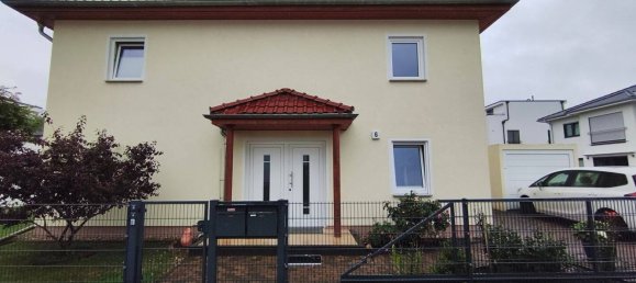 5 bedrooms Townhouse in Potsdam, Germany No. 333004 2