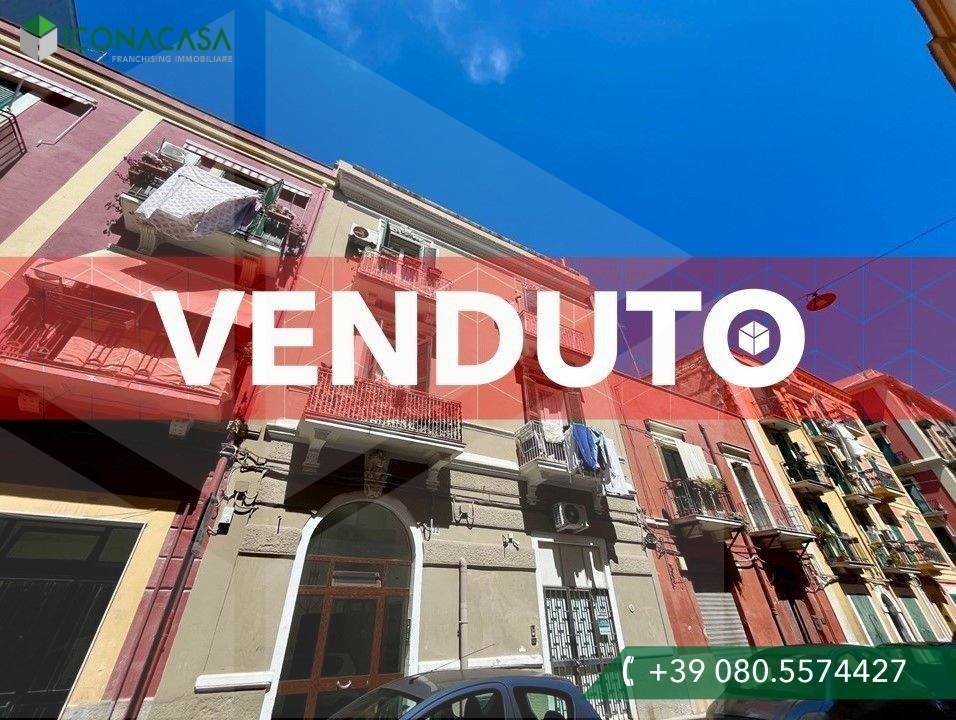 1 bedroom Apartment in Bari, Italy No. 33894