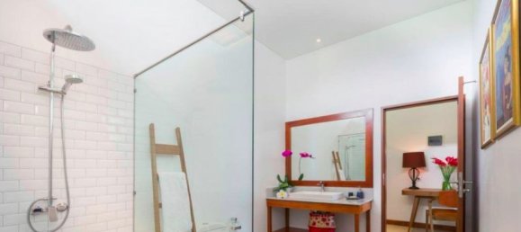 5 bedrooms Villa in South Kuta, Indonesia No. 3535 25