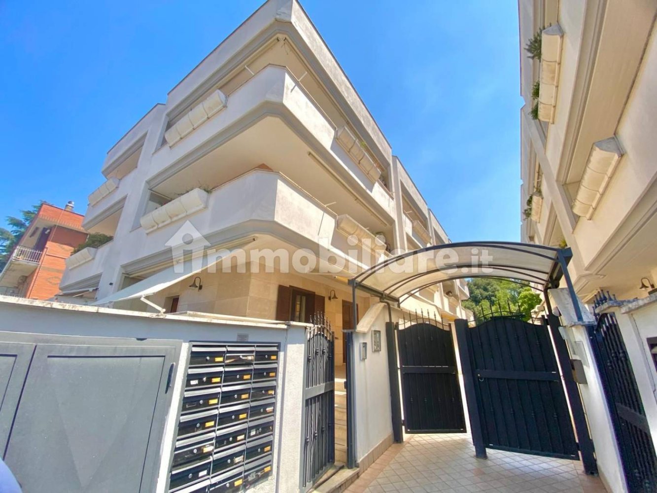 1 bedroom Apartment in Rome, Italy No. 299213