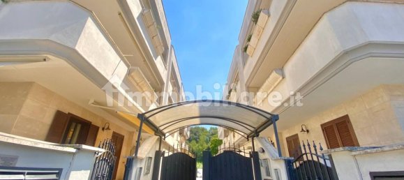 1 bedroom Apartment in Rome, Italy No. 299213 3