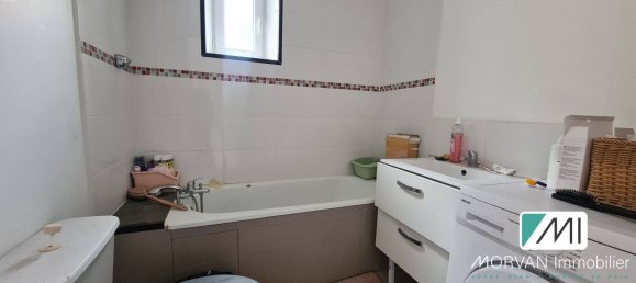 Estudio en Epernon, France No. 61194 6