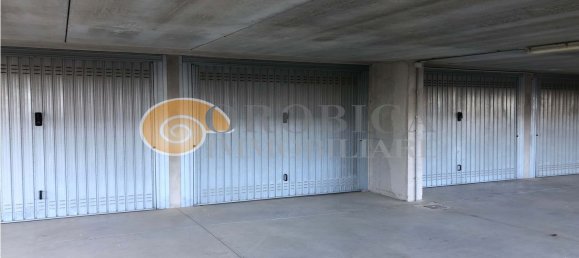 Квартира с 2 комнатами в Ронкола, Италия № 92110 16