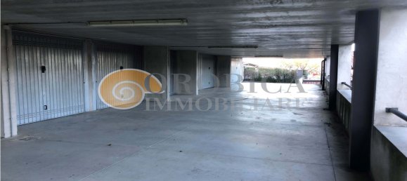 Квартира с 2 комнатами в Ронкола, Италия № 92110 15