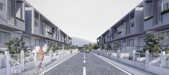 4 rooms Villa in Prato, Italy No. 18332 4