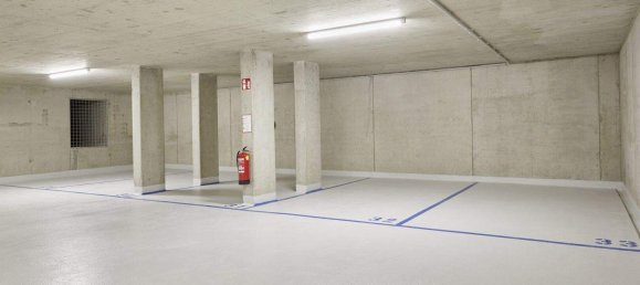 مرآب في Penzing, Austria 11متر مربع رقم 250767 2