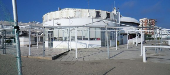 1200m² Commercial property in Comacchio, Italy No. 297240 20