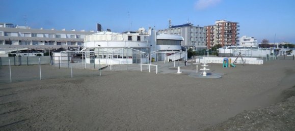 1200m² Commercial property in Comacchio, Italy No. 297240 17