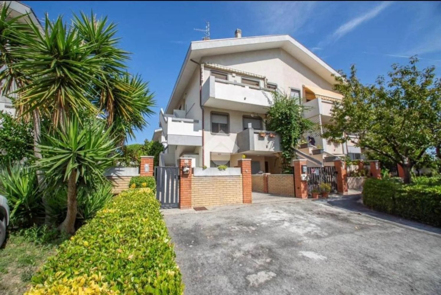 4 bedrooms Villa in Marcon, Italy No. 362527