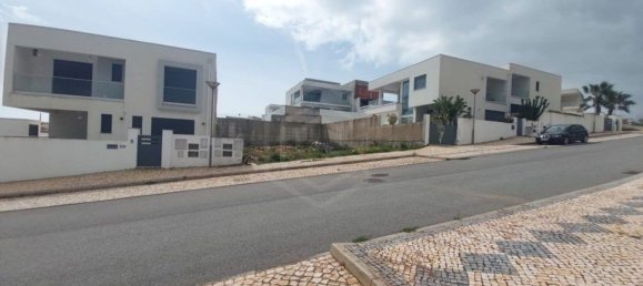 305m² Land in Lagos, Portugal No. 99050 2
