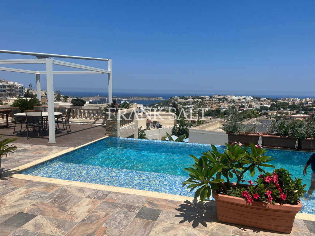 3 bedrooms Villa in Mellieha, Malta No. 7725