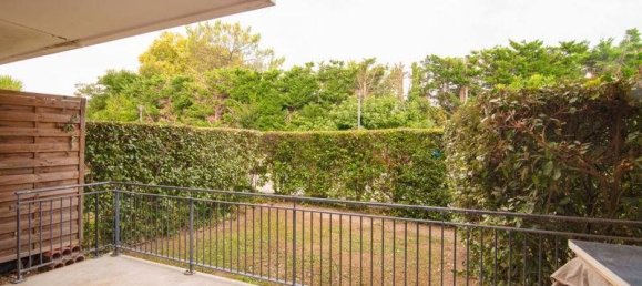 2 bedrooms Apartment in Castelnau-d'Estretefonds, France No. 339944 2