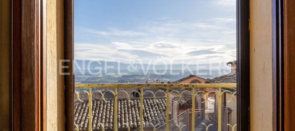 3 غرف نوم شقة في Todi, Italy رقم 129180 7