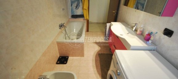 2 bedrooms Apartment in Cesate, Italy No. 126231 4