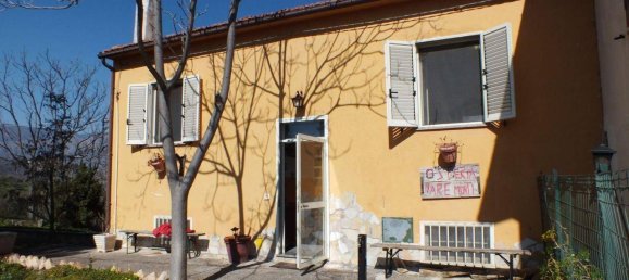 Villa de 4 divisões em Pietranico, Italy N.º 177917 2