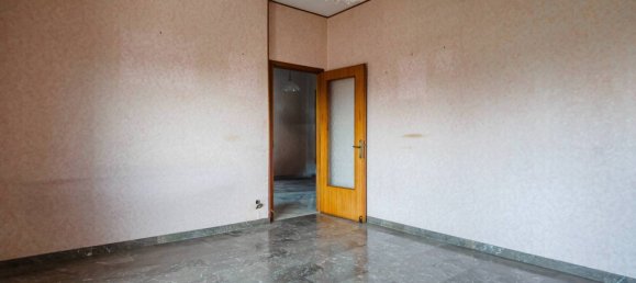 2 bedrooms Apartment in Rivoli, Italy No. 264127 4