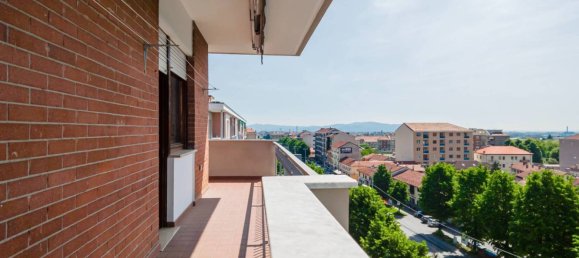 2 bedrooms Apartment in Rivoli, Italy No. 264127 9