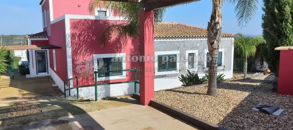 Дом с 4 спальнями в Азиньял, Португалия № 136163 8