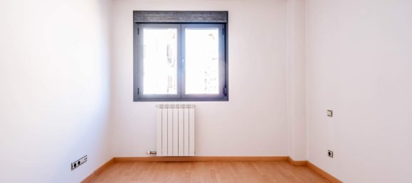 3 bedrooms Apartment in Zaragoza, Spain No. 144889 29