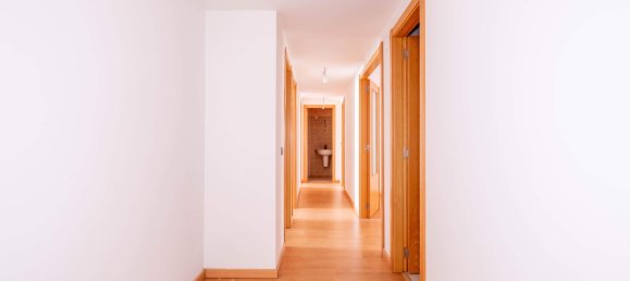 3 bedrooms Apartment in Zaragoza, Spain No. 144889 35