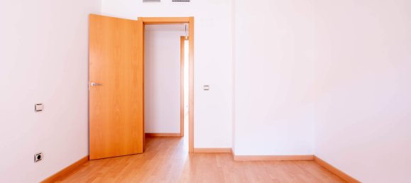 3 bedrooms Apartment in Zaragoza, Spain No. 144889 27