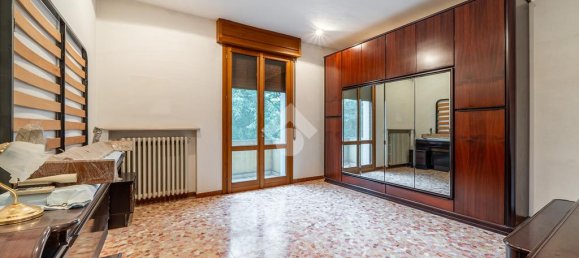 4 bedrooms House in Novellara, Italy No. 257860 36