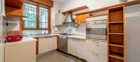 4 bedrooms House in Novellara, Italy No. 257860 12