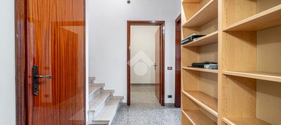 4 bedrooms House in Novellara, Italy No. 257860 14